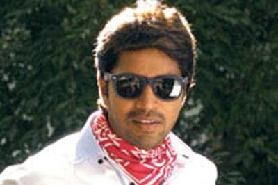 Telugu actor Allari Naresh to star in 'Kalakalappu' remake