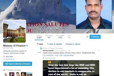 Finance Ministry puts Lance Naik Hanamanthappa's photo on Twitter handle
