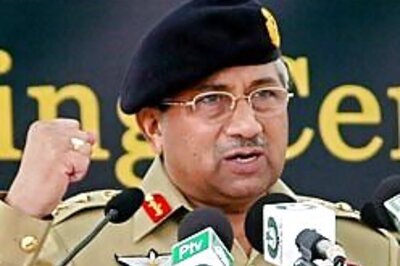 No fearing India, says Musharraf
