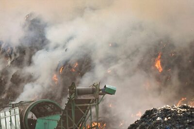 'Everyone Is Suffering': Ghazipur Smoke Chokes East Delhi, Residents Grapple With Itchy Eyes, Sore Throat, Coughing
