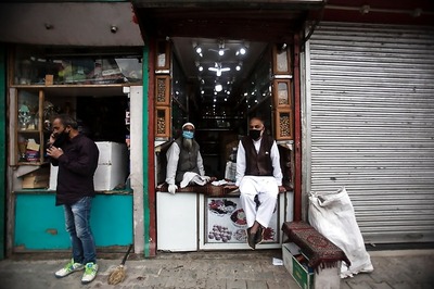 States' Borrowings Soar 51% Over Last Year, Maha, TN and K'taka Account for 38% of Incremental Loans