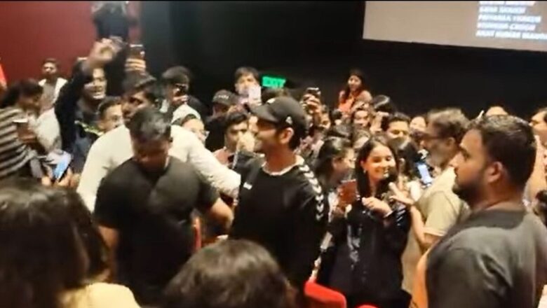 Kartik Aaryan Surprises Fans As He Visits Theatre During Satyaprem Ki Katha Screening; Watch