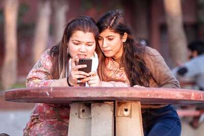 Simplilearn, JobsForHer to Train 1000 Women in Full Stack Java Development, Offers Job Guarantee