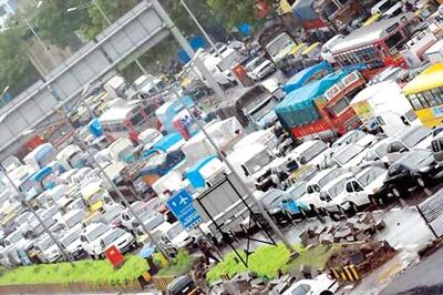 Mumbai: Limit the number of cars you buy?