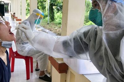 Singapore to Give Vaccine Boosters to People Aged Over 60 and Vulnerable Groups as Covid Cases Rise