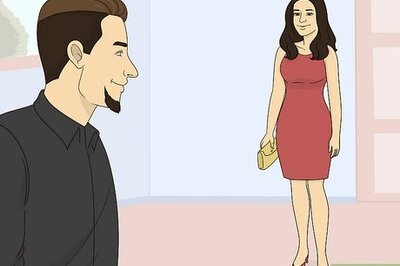 How to Attract a Virgo Man As an Aquarius Woman