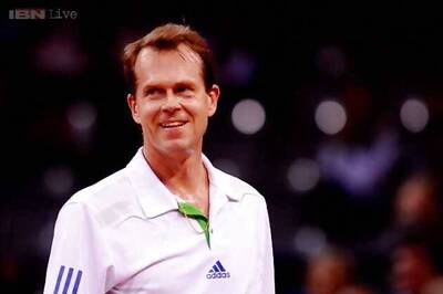 Roger Federer hires Stefan Edberg as coach
