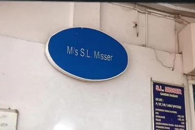 This 112-Year-Old Petrol Pump in Patna is Fully Functional Even Today