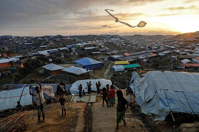 Myanmar Transit Camps Sit Empty as Rohingya Fear Return
