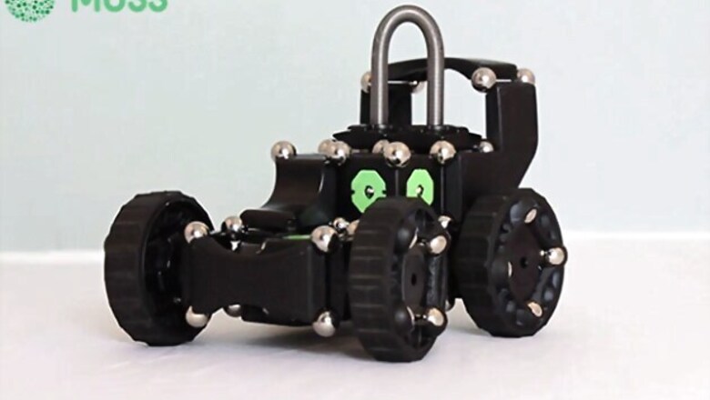 Build your own smartphone-controlled robots with MOSS