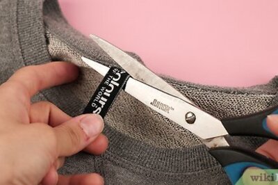 How to Remove Clothing Labels