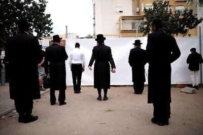 Israel Curbs Contagion Zones, Health Chiefs Self-isolate