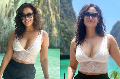 Sexy! Shweta Tiwari Goes Bold As She Flaunts Ample Cleavage In A White Bralette; See Hot Photos
