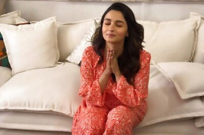 Alia Bhatt Celebrates First Birthday After Wedding, Welcoming Daughter Raha, Cuts '30' Cake