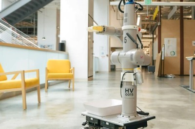 Alphabet Deploys 100 ‘Everyday Robots’ That Can Open Doors, Clean Cafeteria Tables