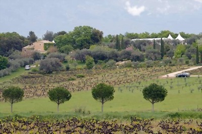 Snapshot: Is this the place where Keira Knightley married rocker James Righton?