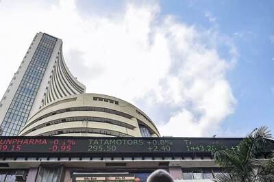 Sensex Rises 150 Points, Nifty Above 24,100; TCS, HCL Tech Gain 2% Each