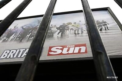 Murdoch facing battle with staff in Sun showdown