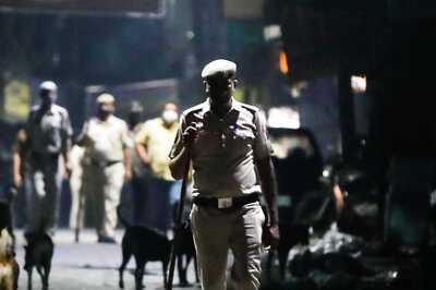 Prohibitory Orders in Mumbai Ahead of Floor Test and Arrival of Rebel Shiv Sena MLAs