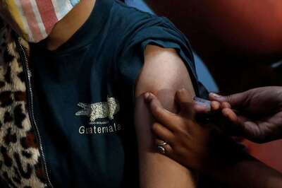 Pfizer CEO Cornered at Davos, India Saw Through Pharma Giant’s Promises Early to Not Bank on it | News18 Analysis