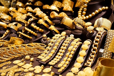 Gold Price Today Sees Huge Drop; Will it Touch Rs 46,000 Ahead of Festive Season?