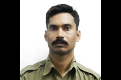 Mortal Remains of Head Constable Killed in Delhi Violence Consigned to Flames