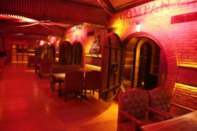 Restaurant Review: The Vault Cafe