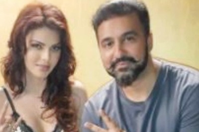 Netizens Think Sherlyn Chopra's Pic with Raj Kundra is Photoshopped