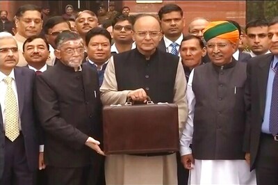 Union Budget 2018: Five Reasons Why FM is Likely to Raise Income Tax Exemption Limit from Rs 2.5 Lakh to Rs 3 Lakh