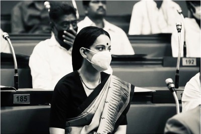 Kangana Ranaut Portrays J Jayalalithaa, The Politician in New Pics from 'Thalaivi' Set
