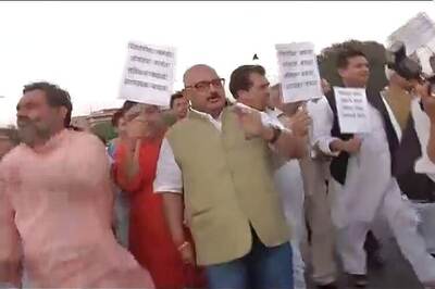 Congress, BJP delegations approach President on Uttarakhand crisis