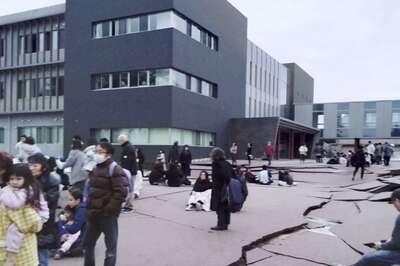 Japan Rocked by Massive Quake: Tsunami Strikes, Power Outages, Highways Closed | Top 5 Updates