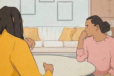 Cancer and Aquarius Compatibility: Love, Sex, and More