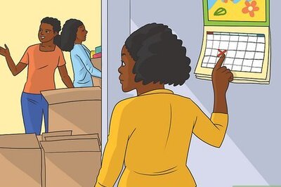 How to Tell Your Friends That You Are Moving