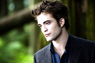 Robert Pattinson cannot get over Stewart's affair