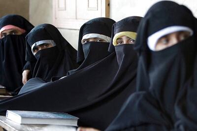 Outcry Forces Education Officials in Pakistan's Northwest to Scrap Veil Order for Girl Students