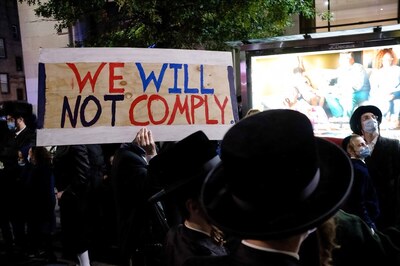 In Brooklyn, Orthodox Jews Defiant in Face of Coronavirus Shutdown, Angry Protests Break Out