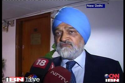 Future growth prospects depend on new government's policies: Montek Ahluwalia