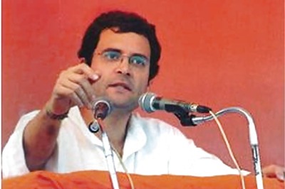 Maharashtra: Rahul visits drought-hit Satara