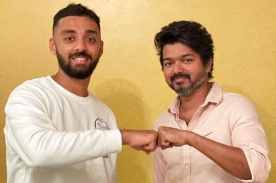 Cricketer Varun Chakravarthy has a Fanboy Moment with Thalapathy Vijay, See Viral Pic