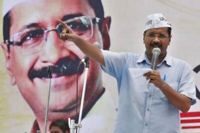 Ink attack on Kejriwal: AAP, BJP in war of words