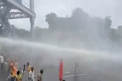 Mirroring Jyoti Basu? As A Protester, Mamata Banerjee Faced Govt Tyranny. Today The Boot Is On The Other Foot