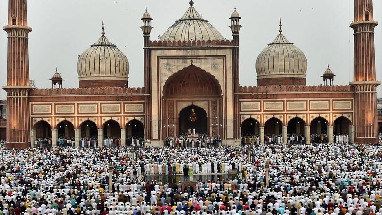 Delhi Police Foil Disruption Bid after Friday Prayers at Jama Masjid, Arrest Two | Exclusive