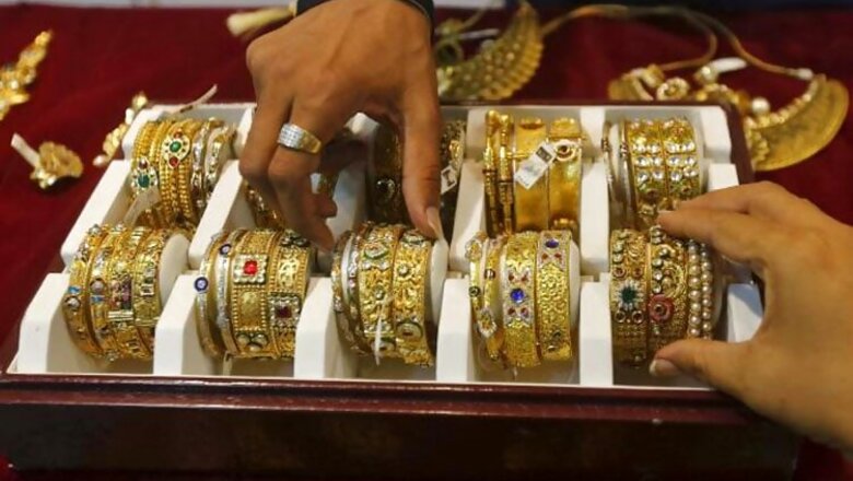 Monsoon concerns weigh on gold demand, prices at discount