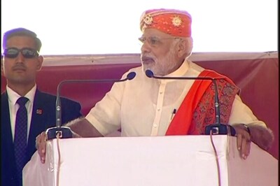 Salman Nizami Questioned My Parentage, Says PM Modi; Not Our Man, Replies Congress