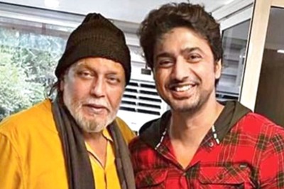 Mithun Chakraborty Wraps Kolkata Schedule of Bengali Film Projapoti with Dev, Mamata Shankar