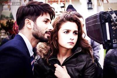 Snapshot: Alia Bhatt reveals the first look of her upcoming film 'Shaandaar' with Shahid Kapoor