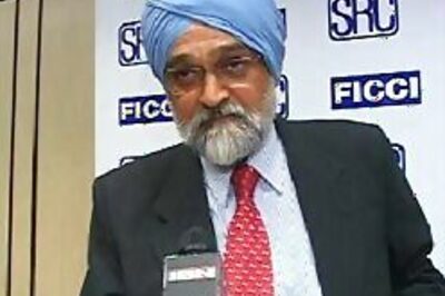 PM puts road infrastructure on fast lane