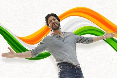 Shah Rukh Khan Finds 'Guidelines For Being a True Indian' in National Flag