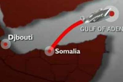 Ship sinks in Gulf of Aden, 300 drowns